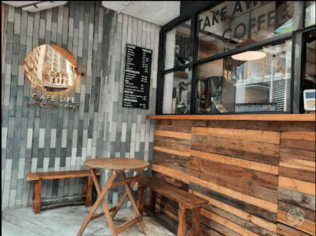 Café Life Patisserie & Cafe QRC (上環)